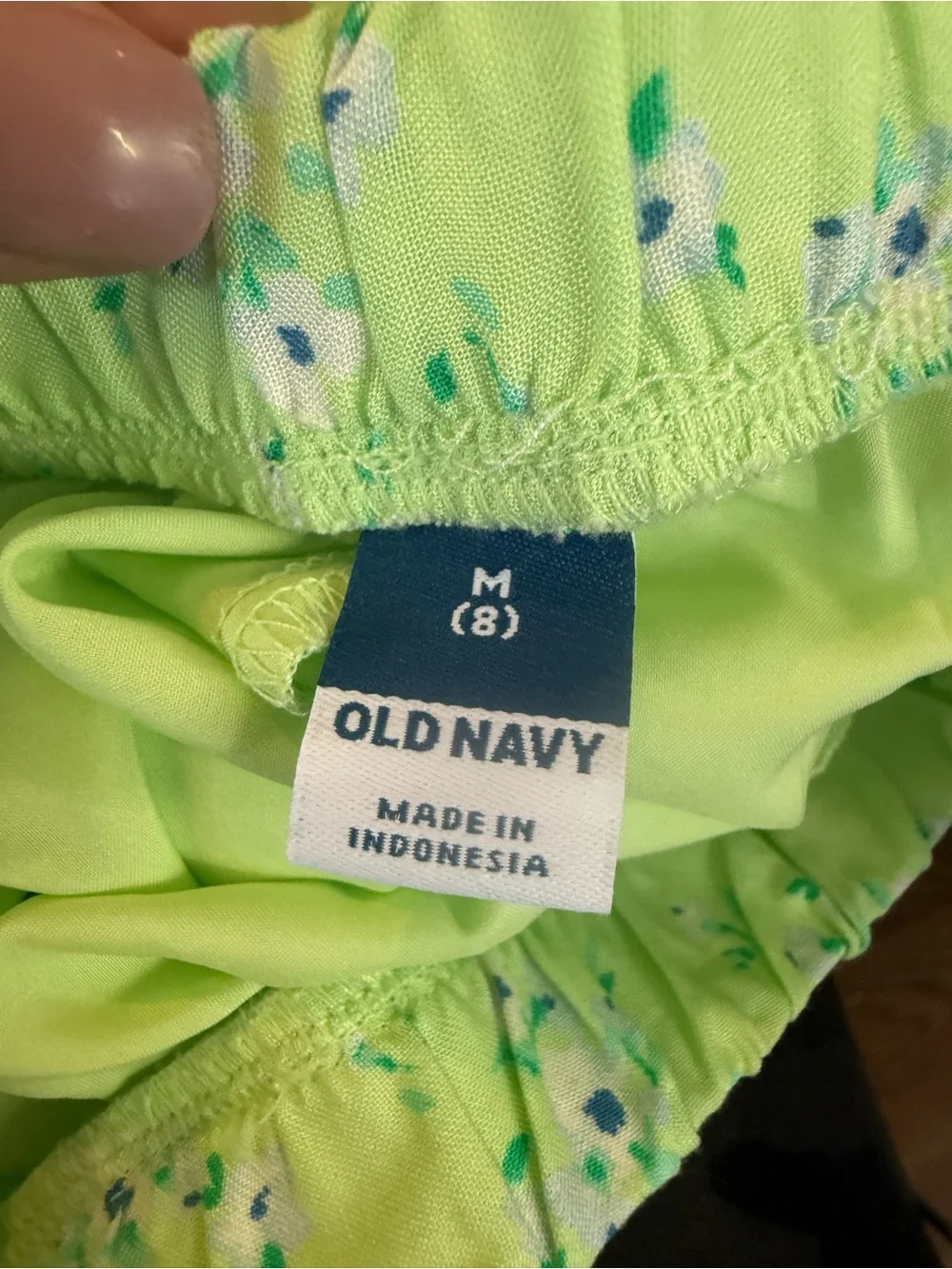 NWT. Old Navy. Printed High Waisted Swing Skort. Green Floral. Size Medium (8).
